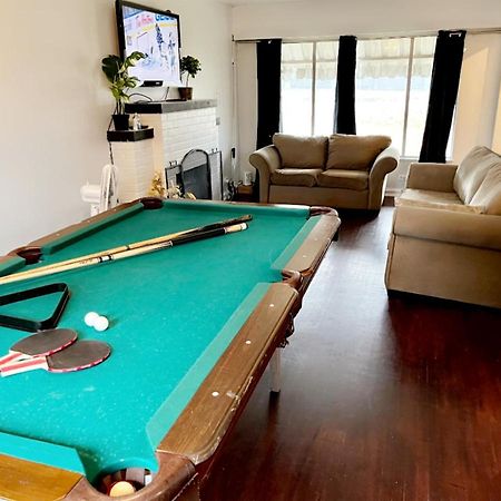 Vintage - 3 Bed House - North Surrey - Ping-Pong And Pool Table - Tv Cable Exterior photo